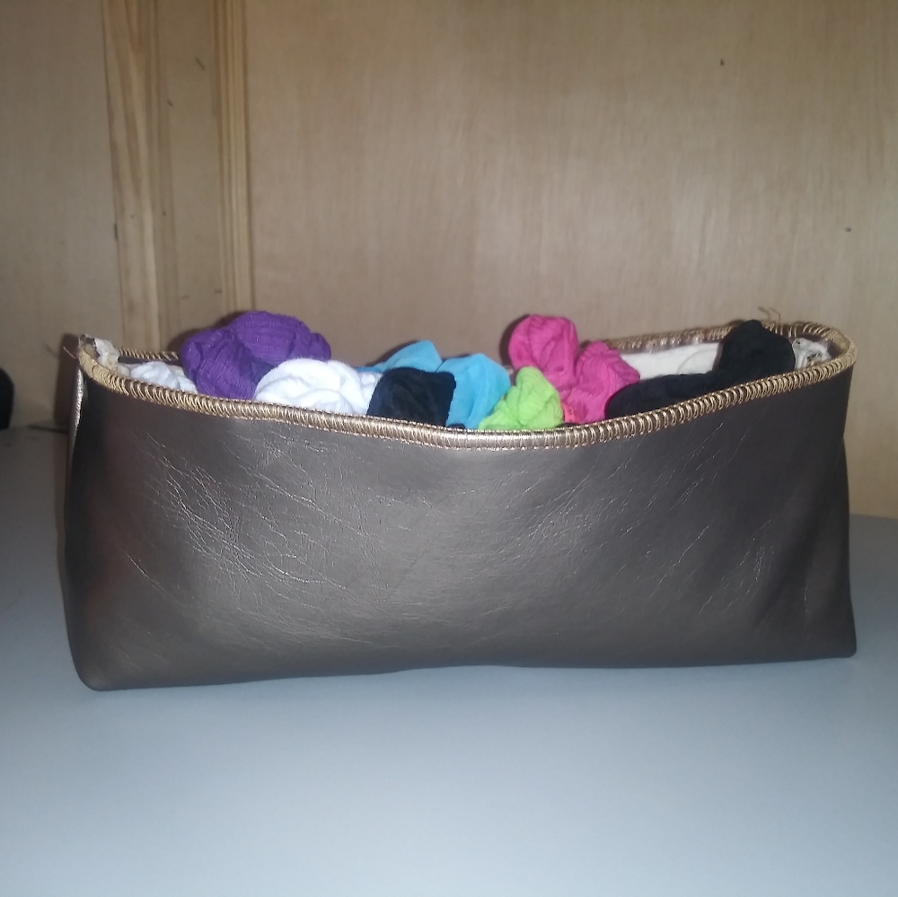 FAUX  STORAGE BAG - Picture 4 of 4